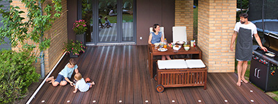 Terrasse mit Bodenbelag von © Megawood